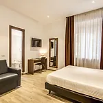 Garden Hotel 3*