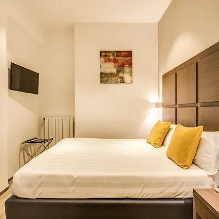 Garden Hotel 3*